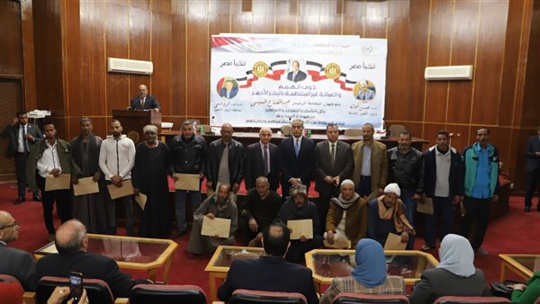 وزير القوى العاملة