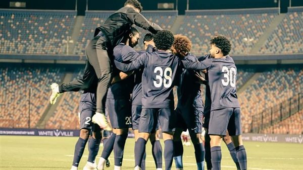 احتفال لاعبو إنبي