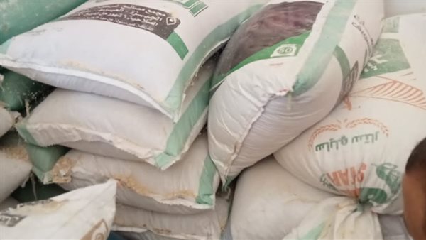 ضبط أعلاف دواجن منتهية