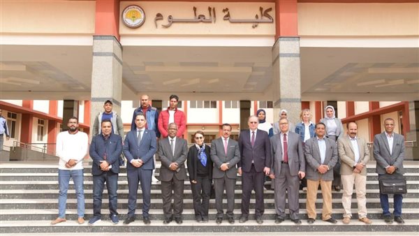 جانب من جولة سفير