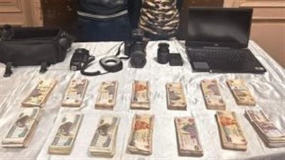 القبض على المتهم بتزوير العملات المحلية والأجنبية بالإسكندرية