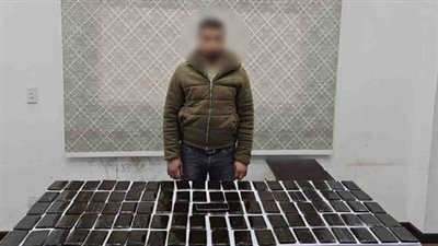 مخدرات دليفري.. القبض على ديلر أثناء توصيل 10 كيلو حشيش بالشروق 