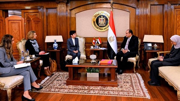 وزير التجارة والصناعة