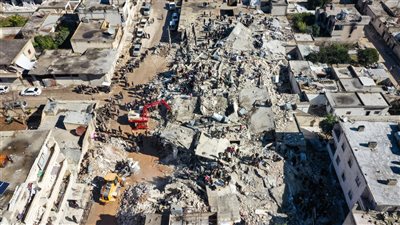 حصيلة ضحايا زلزال سوريا وتركيا تتجاوز 9500 قتيل