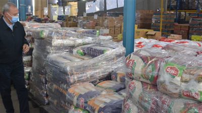 رئيس هيئة الاستثمار: الحكومة أعادت البضائع المصادرة من إحدى شركات التوزيع