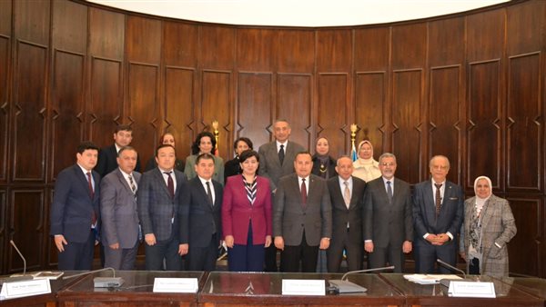 رئيس جامعة الإسكندرية