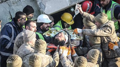 وزير الداخلية التركي: ارتفاع عدد ضحايا الزلزال إلى 39 ألفا و672 قتيلا