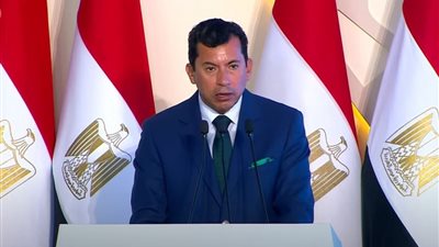 وزير الرياضة يهنئ منتخب رفع الأثقال بصدارة التصنيف العالمي ببطولة العالم