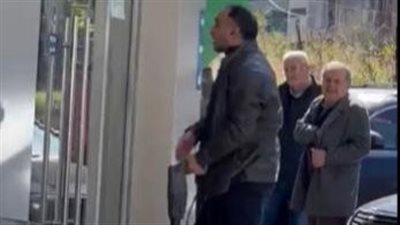 لبناني يهاجم بنكا مصرفيا بـ الشنيور للحصول على أمواله المودعة| فيديو