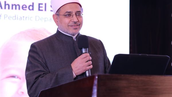 الدكتور سلامة داود