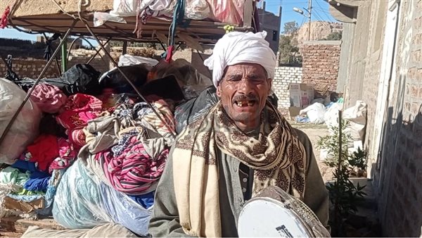 العم عبدالحليم بيبيع