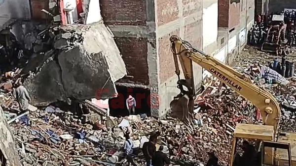 انهيار عقارين بالبحيرة