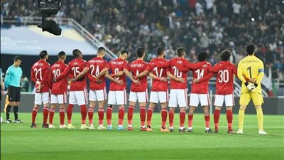 شوبير: المركز الثالث كان في يد الأهلي.. والأحمر ليس أقل من الهلال