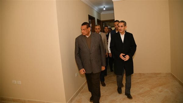 وزير التنمية ومحافظ