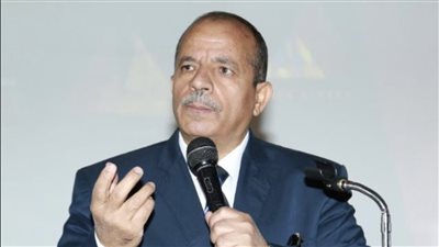 وسط إطلاق مشروع الأوائل.. 295 ألف طالب وطالبة في 1041 مدرسة بالأقصر يستقبلون الترم الثاني 