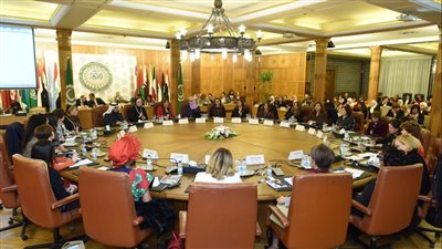 23 فبراير.. سيدات أعمال مصر تناقش جذب الاستثمارات الأجنبية وزيادة الصادرات