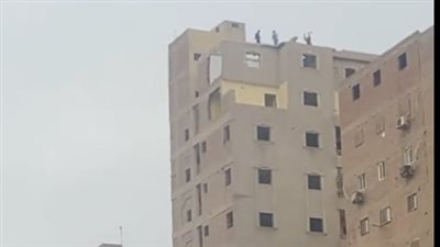 إزالة طابقين من عقار الهرم المائل بالجيزة 