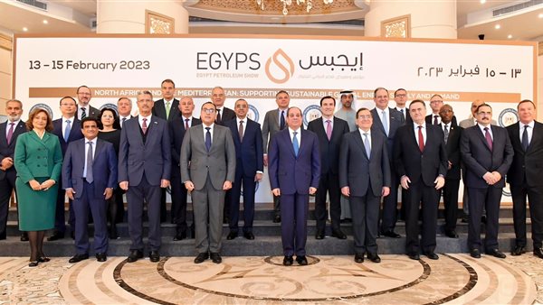 السيسي يفتتح معرض