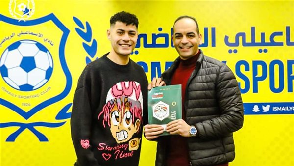 عبد الرحمن مجدي يجدد