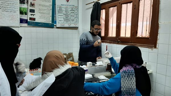 قافلة طبية بقرية