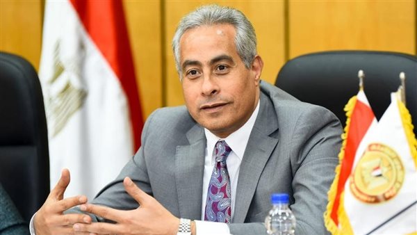 وزير القوى العاملة