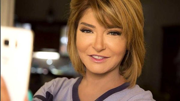 الفنانة علا غانم