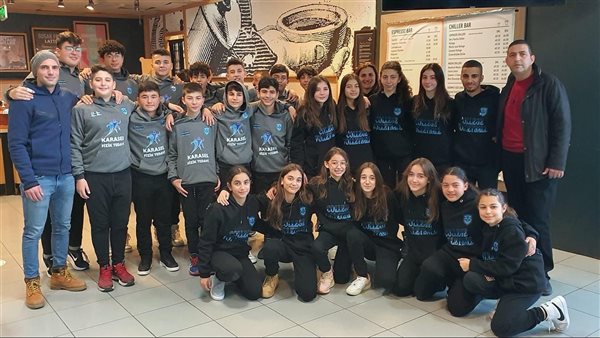 فريق الكرة الطائرة