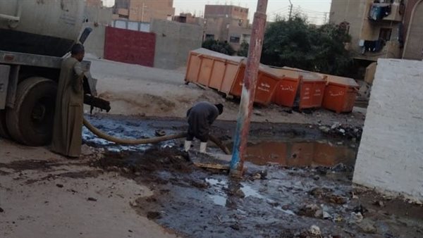 طفح المجارى بمنطقة