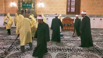 انطلقت من الحسين.. وكيل الدعوة ومدير أوقاف القاهرة يشهدان إطلاق حملة موسعة لتعقيم المساجد