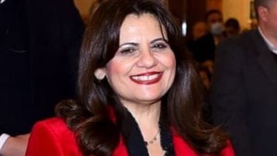 وزيرة الهجرة في عيد الحب: الحب عندي لمصر وعائلتي والمصريين في الخارج