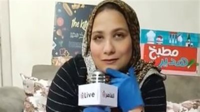 بوكيه محشي وممبار بدل الورد.. سيدة تصنع باقات عيد الحب من الطعام بالغردقة | بث مباشر