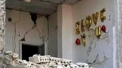 آخر أنفاس الضحايا ظلت معلقة بها│ بالونات ملوّنة تزين البيوت المهدمة في سوريا