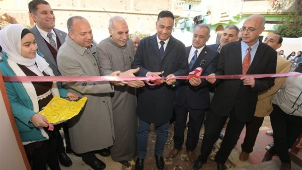 جانب من الإفتتاحات