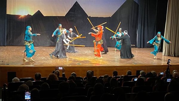 حفل فلكلوري مصري