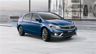 سعر ومواصفات سوزوكي سياز 2023 في السوق الكويتي