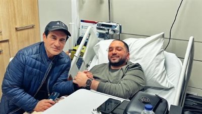 محمد ثروت عن الحالة الصحية لـ نجله: مش بيقف على رجليه.. والأطباء الألمان أشادوا بعلاج المصريين 