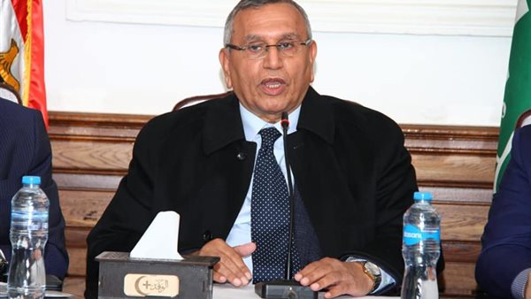 الدكتور عبد السند