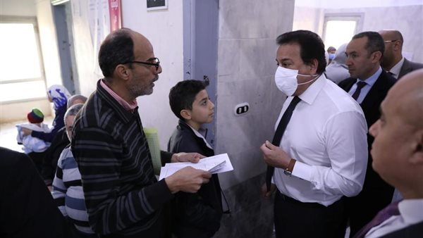 جولة وزير الصحة