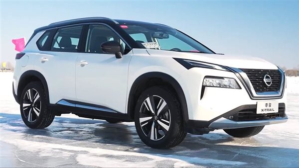  نيسان اكس تريل 2023