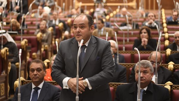 وزير الصناعة