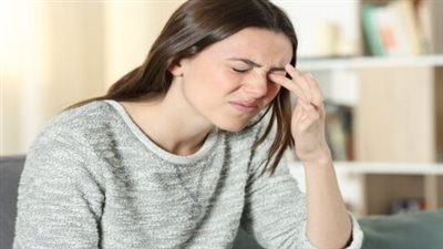 أعراض الهربس النطاقي في العين.. وأبرزها التهاب القرنية