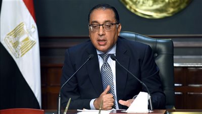 منها تصنيع اللقاحات.. الحكومة تمنح الرخصة الذهبية لـ 4 مشروعات استثمارية | بث مباشر