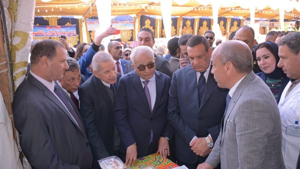 افتتاح معرض منتجات