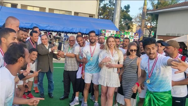 تتويج هوكي الشرقية