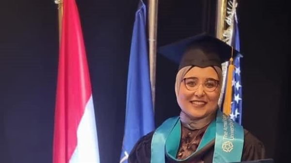 سلمى صقر معاونة وزيرة