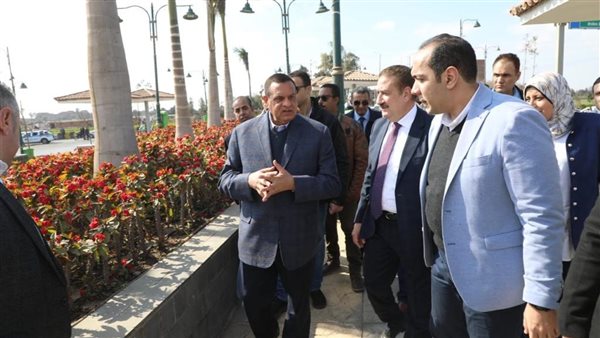 وزير التنمية المحلية