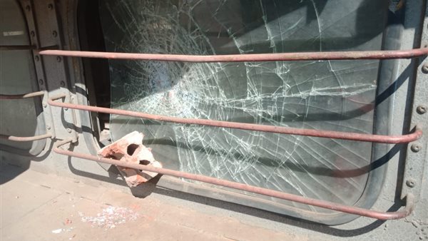 تأثر كابينة القيادة