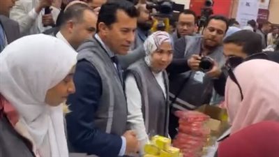 بحضور وزير الشباب.. مؤسسة مصر الخير تطلق حملة إفطار صائم للموسم الـ11 لتعبئة كراتين رمضان| بث مباشر 