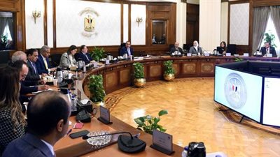 الحكومة: استراتيجية وطنية متكاملة لمكافحة البطالة