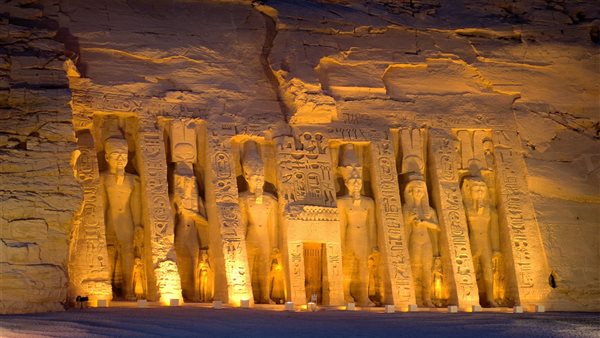 معبد أبو سمبل